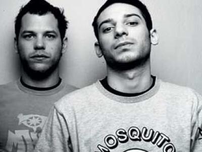 Οι GUS&BONSO μας διασκεδάζουν στο HOME 