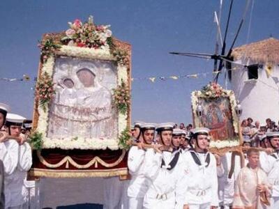 Έτσι γιορτάζουν τον Δεκαπενταύγουστο οι Έλληνες