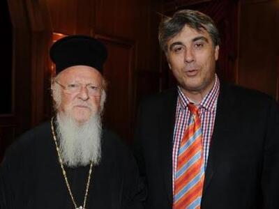 Ευλογία και ευχές από τον Οικουμενικό Πα...