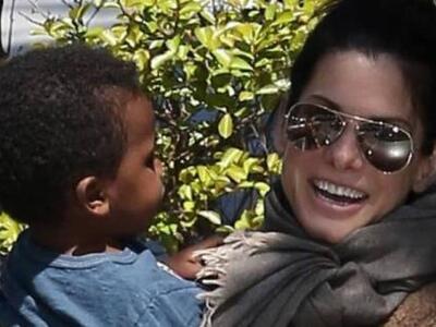 Η Sandra Bullock θέλει ακόμα 5 παιδιά κα...