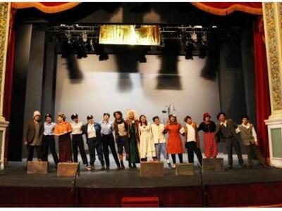 Από την παράσταση του εφηβικού εργαστηρί...