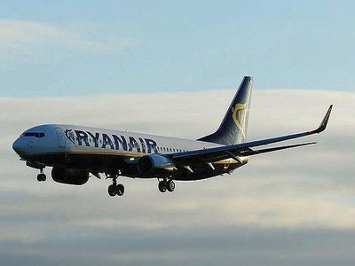 Αεροπορικώς και οδικώς η επιστροφή των ε...