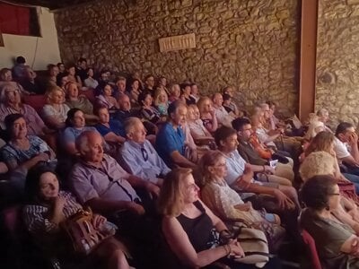Πάτρα: Ολοκληρώθηκαν με επιτυχία οι παραστάσεις του έργου "Ο Γαμβρός μας" στο θέατρο Αγορά - ΦΩΤΟ Πάτρα: Ολοκληρώθηκαν με επιτυχία οι παραστάσεις του έργου "Ο Γαμβρός μας" στο θέατρο Αγορά - ΦΩΤΟ