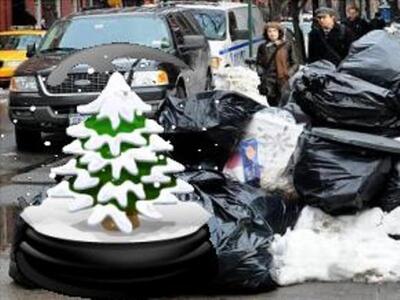 Χριστουγεννιάτικο δέντρο στολισμένο με.....