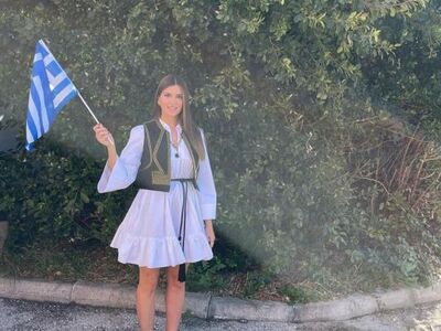 Η Σταματίνα Τσιμτσιλή ντύθηκε τσολιάς- ΒΙΝΤΕΟ