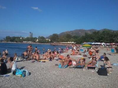 Πάτρα: Εντός των τειχών παραμένουν ακόμα...