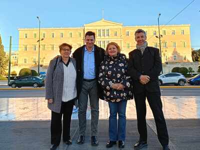 Στα γραφεία του Vouliwatch στην Αθήνα o ...