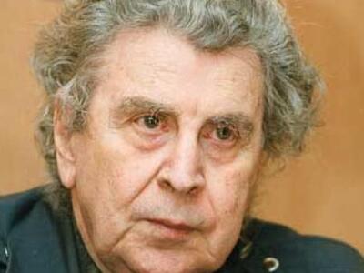 Πάει καλύτερα ο Μίκης Θεοδωράκης - Νοσηλ...