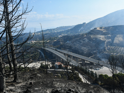 Πάτρα: Σύσκεψη για τις πυρκαγίες στο Εργ...