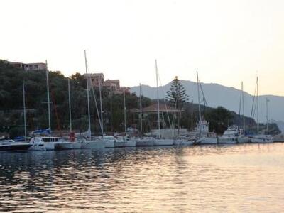  Θαλάσσια ρύπανση στη Λευκάδα 