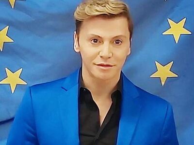 Τάκης Ζαχαράτος: Το βραβείο και τα συγκι...