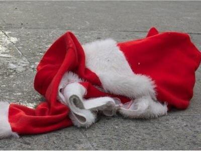 Ο ...Άγιος Βασίλης κατακρεούργησε ολόκλη...