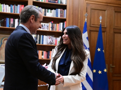 Η Κίμπερλι Γκίλφοϊλ στο Μέγαρο Μαξίμου γ...