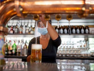 Αχαΐα: Τηρούν τα μέτρα τα καταστήματα υγ...