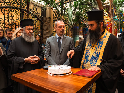 Ανδρέας Κατσανιώτης: Έκοψε την πρωτοχρον...