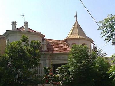 Πάτρα: Η εντυπωσιακή οικία Μακρυκώστα στ...