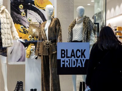 Στο ρυθμό της «μαύρης Παρασκευής» οι Πατ...