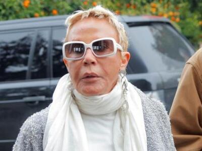 Το οργισμένο μήνυμα της Ζωής Λάσκαρη στο twitter