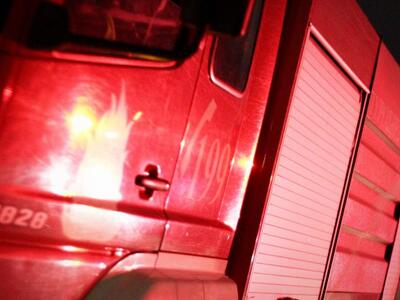 Φωτιά σε δέντρο στην πλατεία της Αρόης