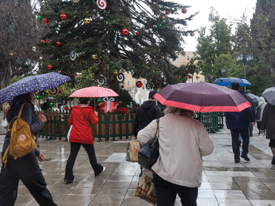 Καιρός: Τοπικές βροχές και καταιγίδες στ...