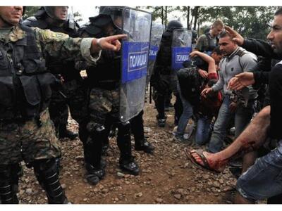 Ενταση μεταξύ προσφύγων και πετροπόλεμος...