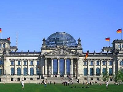 Ευρωπαϊκό Λαϊκό Κόμμα: Ανεύθυνη η στάση Σαμαρά