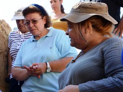 Περιστέρη: Η ανασκαφή στην Αμφίπολη εκτε...