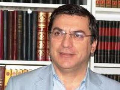 Ο Αλέκος Χρυσανθακόπουλος θέτει ερωτήματ...