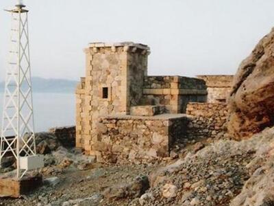 Αναστηλώνεται ο πέτρινος φάρος της Μονεμβασιάς