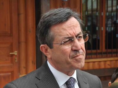 "Καταδικάζει τα Ελληνικά Αμυντικά Σ...