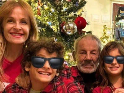 Σταύρος Ξαρχάκος: Η χριστουγεννιάτικη  φ...