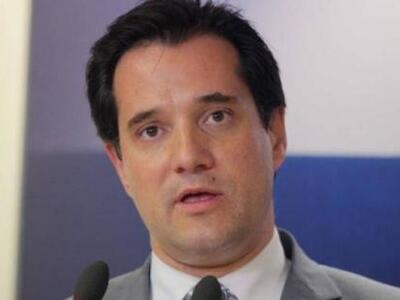 Ο Άδωνις λέει ανέκδοτα για τον... εαυτό του!