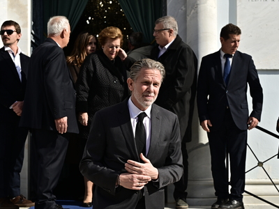 Αιμιλία Γερουλάνου: Συγκίνηση στην κηδεί...