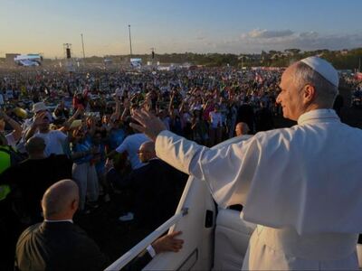 Πάπας Λέων: «Στοχεύστε σε μεγάλα πράγματ...