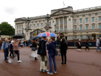 LIVE- Βασίλισσα Ελισάβετ: Το Λονδίνο υπο...