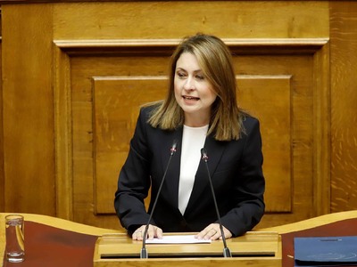 Τον Γιώργο Στασινό στηρίζει η Χριστίνα Αλεξοπούλου