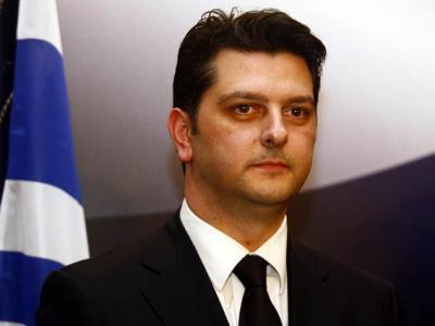 Να ανακληθεί άμεσα η απόφαση αναβολής τω...