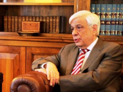 Επικοινωνία Παυλόπουλου-Γιούνκερ εν όψει Eurogroup