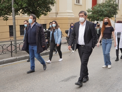 Ο Δήμαρχος Πατρέων στο συλλαλητήριο των ...