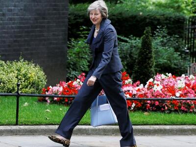 Η Τερίσα Μέι και επίσημα πρωθυπουργός τη...