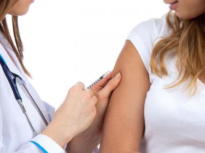 Ξεκινά η μεγαλύτερη δοκιμή ενός νέου εμβ...