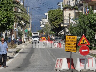 "Αλαλούμ" η κίνηση στους παράδ...