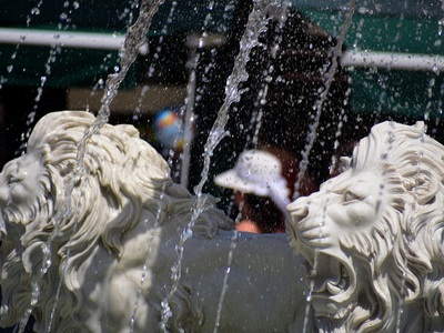 Καιρός αύριο: Ζέστη και υγρασία με τοπικές βροχές 