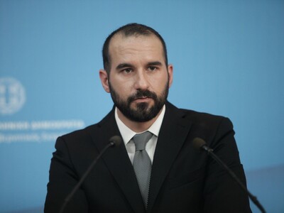 Ανασχηματισμός ενόψει - Ανακοινώσεις σε ...