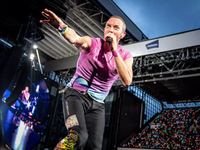 Coldplay: Τι θα γίνει με τις συναυλίες τ...