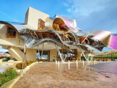 Δείτε: Τα πιο εντυπωσιακά οινοποιεία στον κόσμο! 