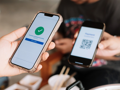 ΑΑΔΕ: Όλα όσα αλλάζουν στις συναλλαγές μ...