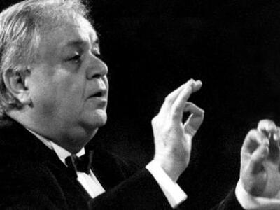 Αφιέρωμα στον σπουδαίο συνθέτη Μάνο Χατζ...