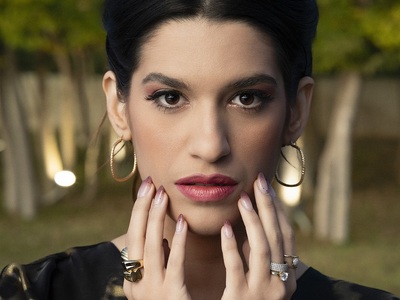 Christmas shopping: Dress to Impress, το...