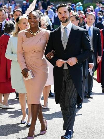 ΣΕΡΕΝΑ ΓΟΥΙΛΙΑΜΣ ΜΕ VERSACE